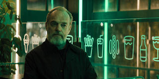 Hugo Weaving in Slow Horses 6x04