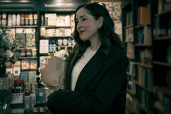 Zrinka Cvitešić in Slow Horses 6x05