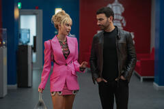 Juno Temple e Brett Goldstein in Ted Lasso 4x04