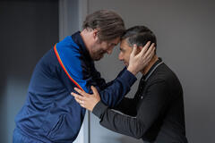 Brendan Hunt e Nick Mohammed in Ted Lasso 4x10
