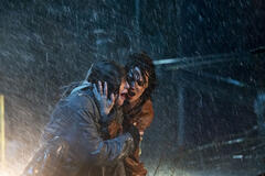 Clara Pacini e Roxane Mesquida in Storm (Tempête)