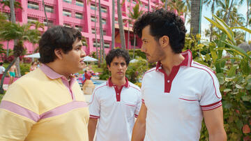 Fernando Carsa, Enrique Arrizon e Rafael Cebrián in Acapulco 2x01