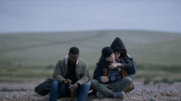 Jovan Adepo, Alex Sharp, Eiza González in Il problema dei 3 corpi 1x06