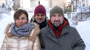 Virginia Raffaele, Riccardo Milani e Antonio Albanese nel film Un mondo a parte