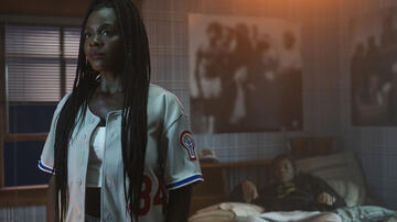 Deborah Ayorinde in Them - Loro 2x03