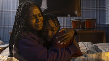 Deborah Ayorinde, Joshua J. Williams in Them - Loro 2x08