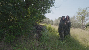 Belen e Cecilia Rodriguez in Celebrity Hunted - Caccia all'uomo 4x06