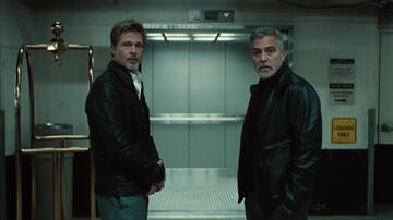 George Clooney e Brad Pitt in Wolfs - Lupi solitari, scena da trailer
