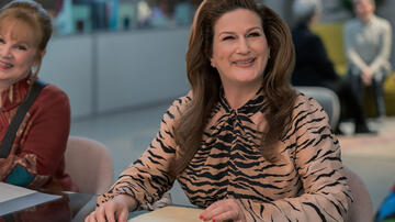 Ana Gasteyer in Loot 2x09