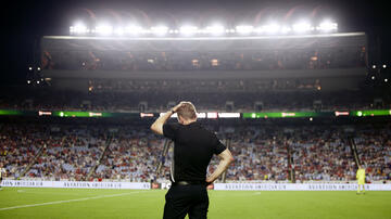 Phil Parkinson in Welcome to Wrexham 3x01