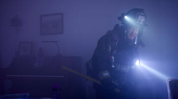 Christian Stolte come Randy 'Mouch' McHolland in Chicago Fire 12x04