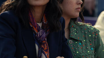 (S-D) Demi Moore come Cami Miller e Rylie Rodriguez come la figlia di Monty in Landman 1x02