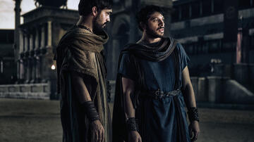 Eneko Sagardoy come Andria, Dimitri Leonidas come Scorpus in Those About To Die 1x03