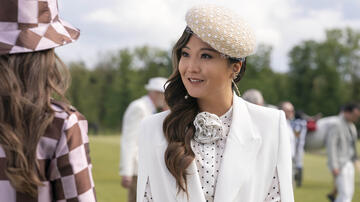 Ashley Park come Mindy in Emily in Paris 4x08