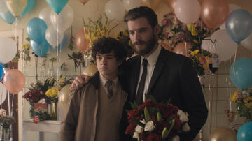 Noah Jupe e David Corenswet in La donna del lago 1x06