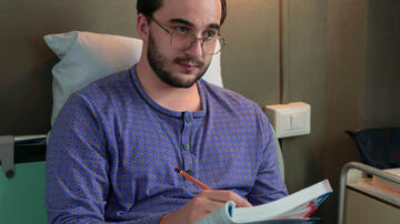 Marco Todisco come Paolo in Tutto Chiede Salvezza 2x01