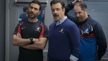 Brett Goldstein, Jason Sudeikis e Brendan Hunt in Ted Lasso 3x03