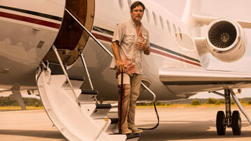 Charles Esten come Ward Cameron in Outer Banks 3x10