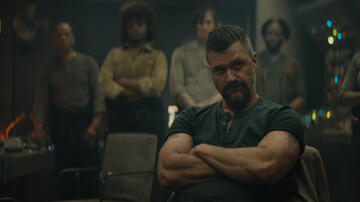 Shane McRae in Silo 1x03