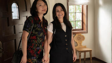(S-D) Poppy Liu come Sarah e Abbi Jacobson come Leslie in No Good Deed 1x02