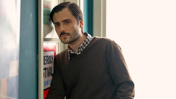 Antonio Gargiulo come Demetrio in Storia della mia famiglia 1x04