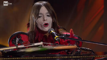 Lucio Corsi a Sanremo 2025