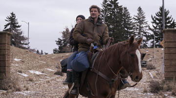 Bella Ramsey, Pedro Pascal in The Last of Us 1x06