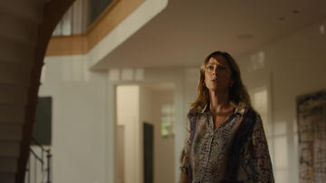 Ruth Becquart come Eleonore in Knokke Off 1x04