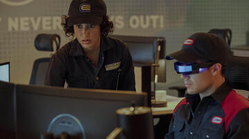 Andy Allo (Nora) in Upload 3x01