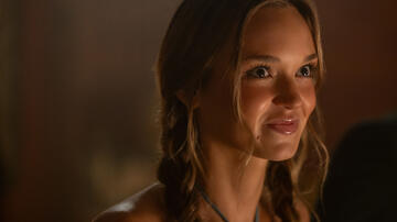 Sophia (Lilah Pate) in The Runarounds 1x04 - First Look