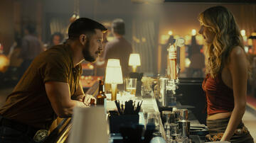 Beau Knapp come Cole e Scarlet Stallone come Spencer in Tulsa King 3x05