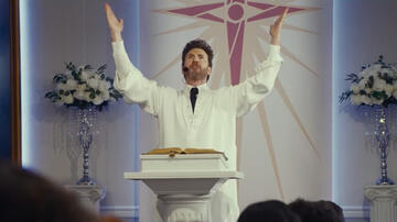 Chris Evans in Honey Don't!, scena da trailer