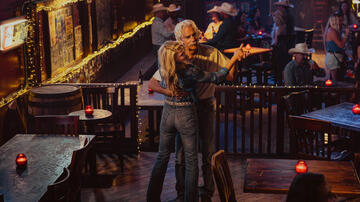 Ali Larter come Angela Norris e Sam Elliott come T.L. in Landman 2x06