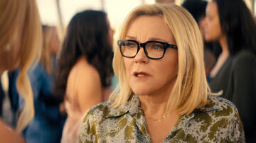 Stephanie Faracy come Lynn in Nobody Wants This 2x10