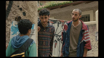 To a Land Unknown di Mahdi Fleifel, scena da Trailer