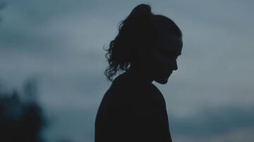 Julie ha un segreto, scena da Trailer