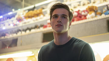 Jacob Elordi in Euphoria 1x04