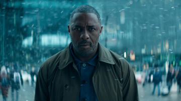 Idris Elba in Hijack 2x01