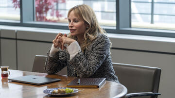 Katrine De Candole in Industry 2x04