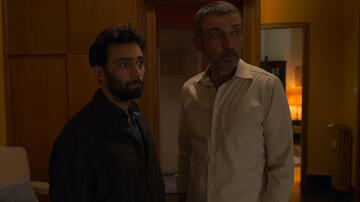 Arash Marandi e Shaun Toub in Tehran 2x01