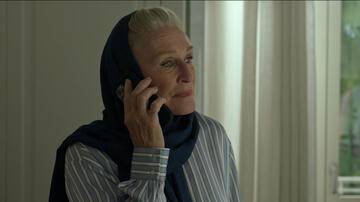 Glenn Close in Tehran 2x02