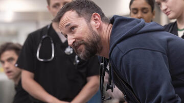 Noah Wyle in The Pitt 1x01