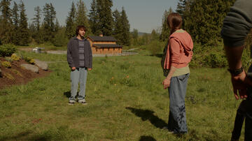 (S-D) Nicholas Coombe come Eamon e Rachel Drance come Marley in Virgin River 7x06