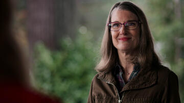 Annette O'Toole come Hope McCrea in Virgin River 2x03