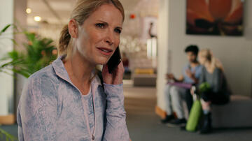 Jenny Cooper come Joey Barnes in Virgin River 2x07