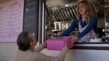 Sarah Dugdale come Lizzie in Virgin River 3x05