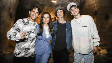 AKA 7even, Catalina Sandino Moreno, Scott McCord e LDA in un tour nei cunicoli della Galleria Borbonica a Napoli per la promozione di FROM S4