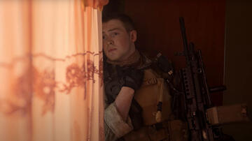 Kit Connor in Warfare - Tempo di guerra, scena da trailer