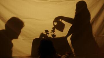 Mothers di Alice Tomassini, scena da Trailer