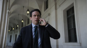 Ashley Zukerman in Silo 3x03